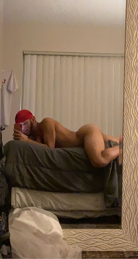 Naken lekkede OnlyFans-bilde av Kj 