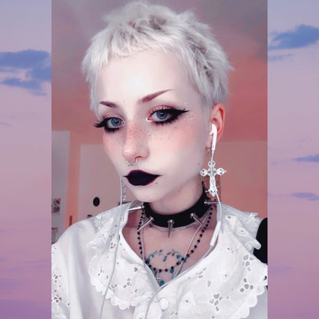 Naken lekkede OnlyFans-bilde av Sasha