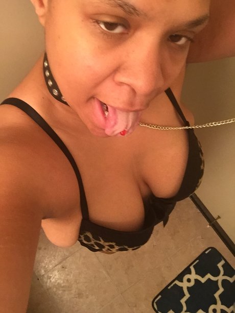 Naken lekkede OnlyFans-bilde av Chyna