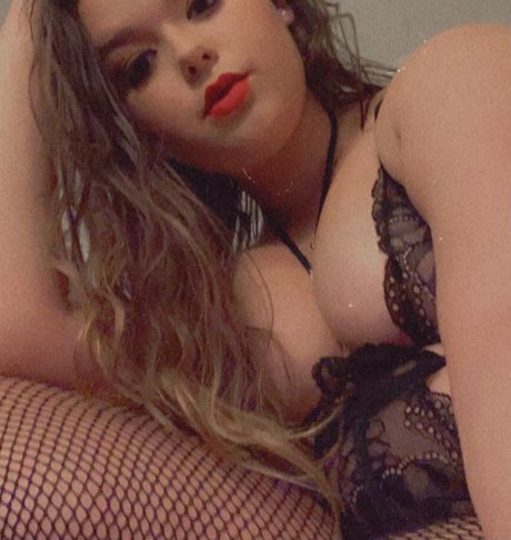 Nahá fotka uniklých OnlyFans od P 