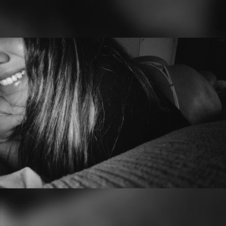 Naakte gelekte OnlyFans-foto van Princessx