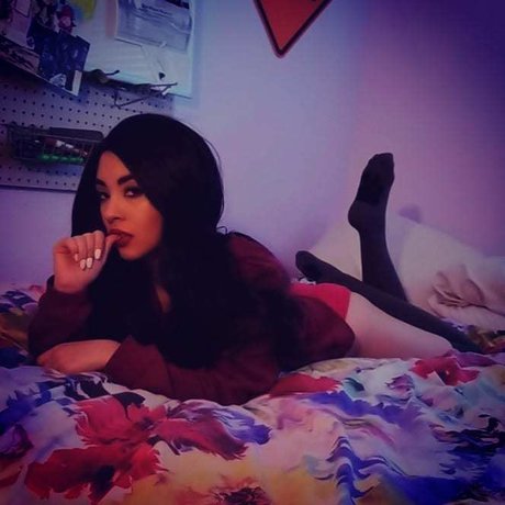 Naken lekkede OnlyFans-bilde av Mika