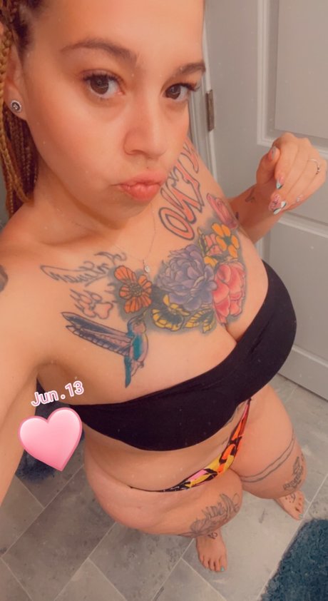 Nahá fotka uniklých OnlyFans od Prettytaina