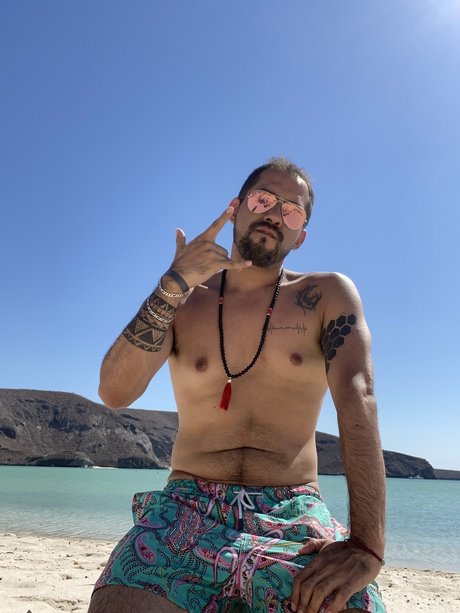 Naken lekkede OnlyFans-bilde av Robert