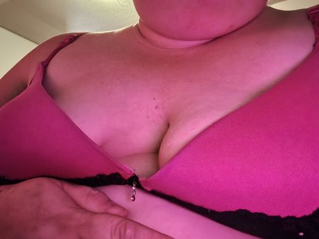 Nahá fotka uniklých OnlyFans od Trixie