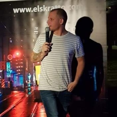 Naakte gelekte OnlyFans-foto van Kim Reteike