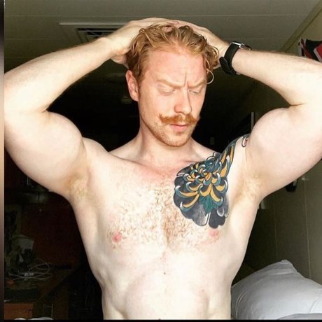 Naken lekkede OnlyFans-bilde av Redhotmajor