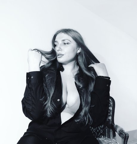 Naken lekkede OnlyFans-bilde av Tayahill