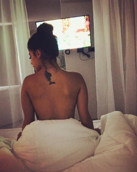 Naken lekkede OnlyFans-bilde av Mariana
