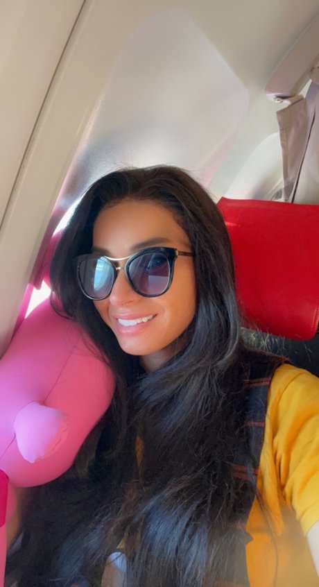 Naken läckt OnlyFans-bild av Marcella Hills