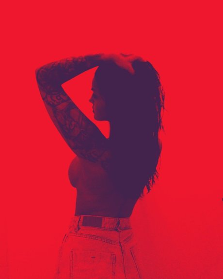Naakte gelekte OnlyFans-foto van Marra Empire
