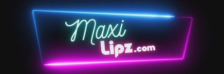 Naken lekkede OnlyFans-bilde av Maxi Lipz
