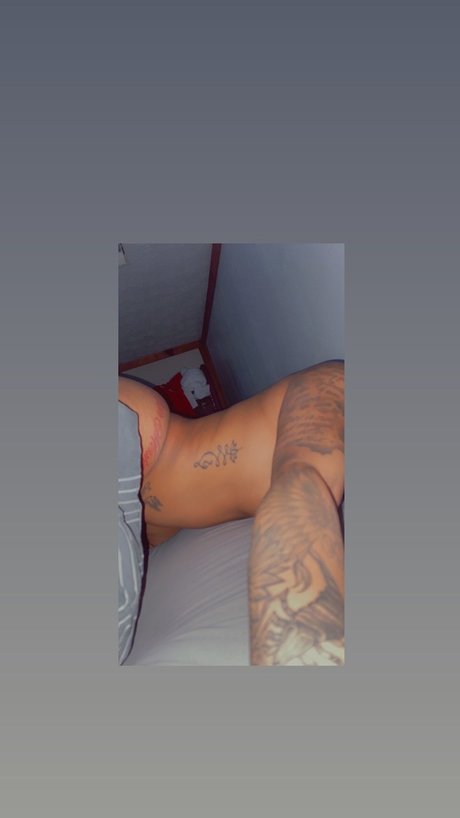 Naken lekkede OnlyFans-bilde av Kay