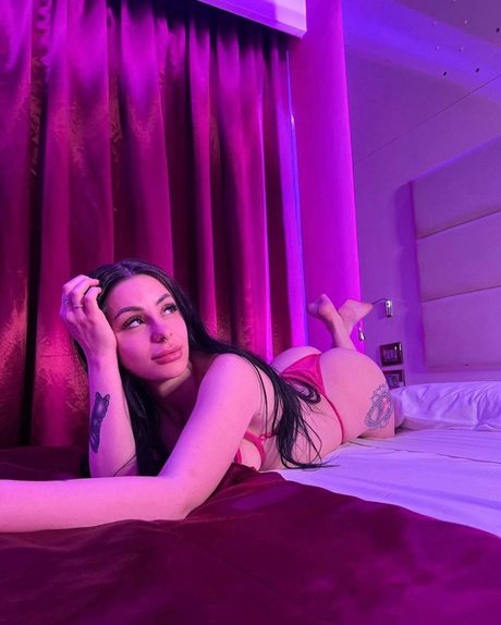 Обнаженная фотография утечки OnlyFans от Mary