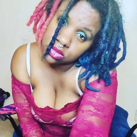 Foto nua vazada do OnlyFans de Beautiful Monarch