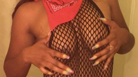 Naken lekkede OnlyFans-bilde av Beau