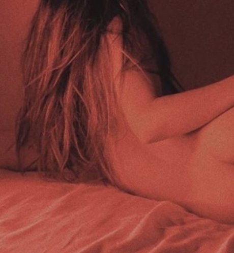 Naken lekkede OnlyFans-bilde av M