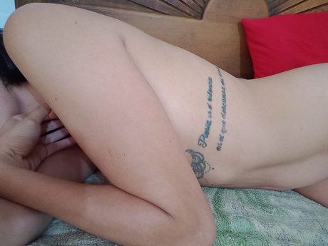 Mrida Ai OnlyFansリークヌード写真