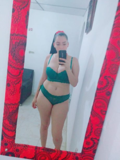 Naken läckt OnlyFans-bild av Keisymartinez