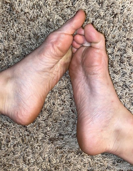 Naken lekkede OnlyFans-bilde av Footivities