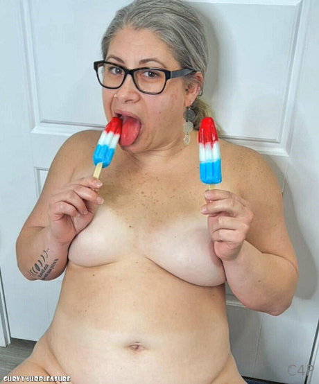 Curvy4urpleasure
