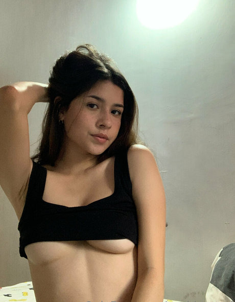 Foto nua vazada do OnlyFans de Sophiazanel