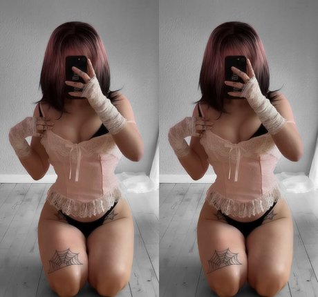 Naken lekkede OnlyFans-bilde av Softbunnyrae