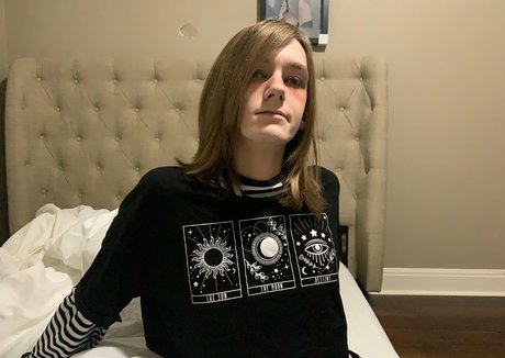 Femboycherryblossom