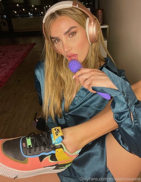 Misskenzieanne