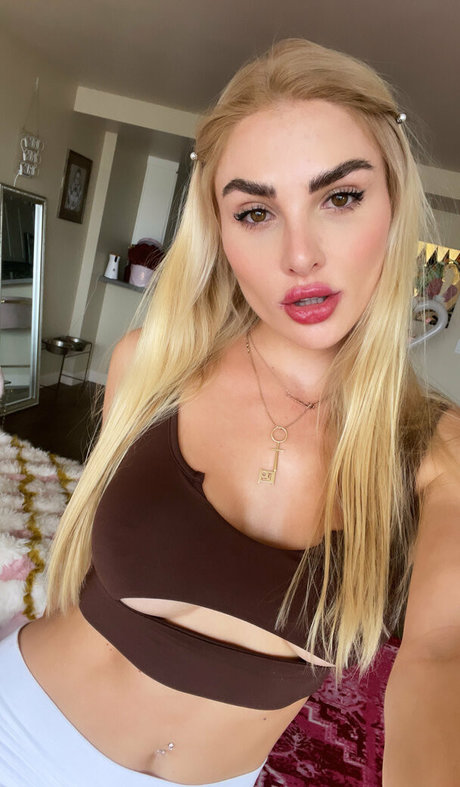 Misskenzieanne