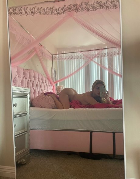 Misskenzieanne