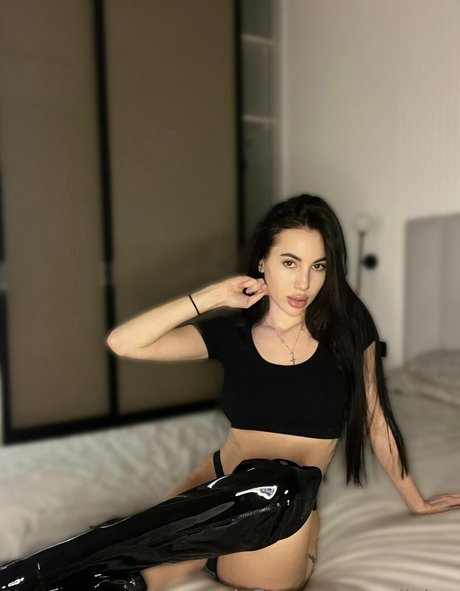 Naken lekkede OnlyFans-bilde av Nadivipp