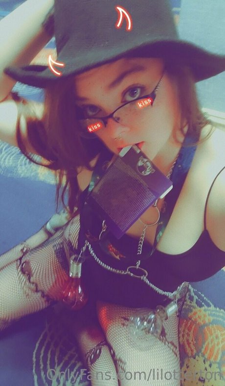 Photo nue de fuite OnlyFans de Lilotterton