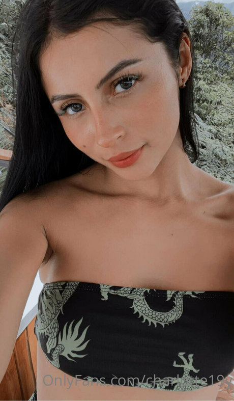 Alasti lekkinud OnlyFans-i pilt Charlotte19y