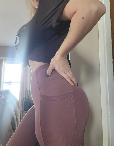 Alexxrenee24