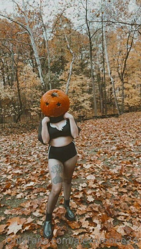 Alexxrenee24