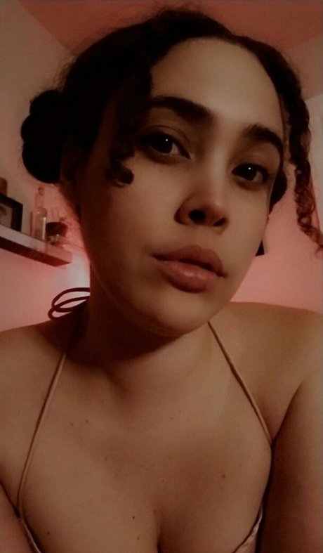 Naken lekkede OnlyFans-bilde av Girlnumbersix