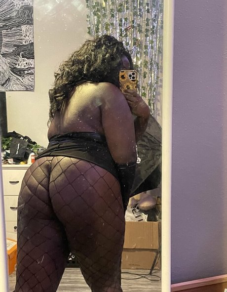 Nacktes geleaktes OnlyFans-Foto von Strifequeeneris