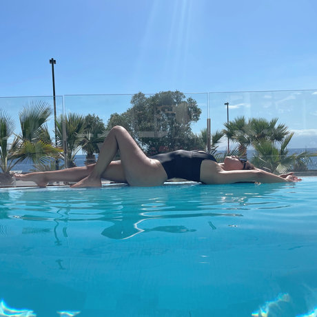 Naken lekkede OnlyFans-bilde av Jessica Larez