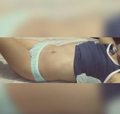 Naken läckt OnlyFans-bild av Ana