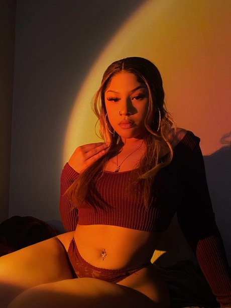 Nahá fotka uniklých OnlyFans od Chloe