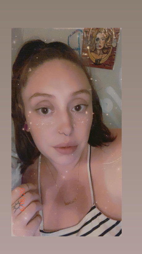 Naken lekkede OnlyFans-bilde av Desi