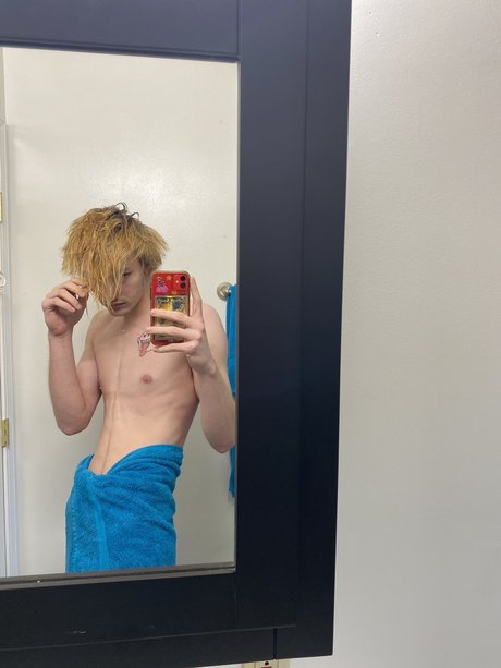 Naken lekkede OnlyFans-bilde av Billyjameshalljr