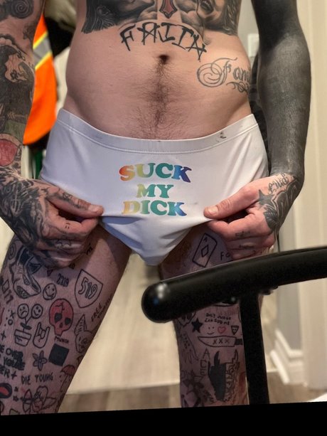 Naken lekkede OnlyFans-bilde av Mike Fischer