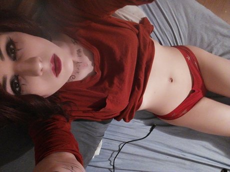 Naken lekkede OnlyFans-bilde av Amelia Rose