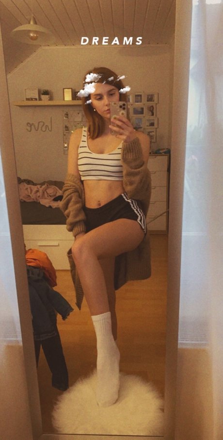 Naken läckt OnlyFans-bild av Jill Ri