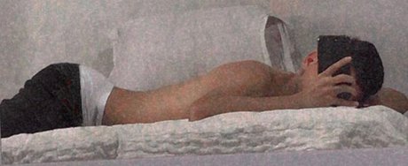 Naken lekkede OnlyFans-bilde av Andre Mesquita