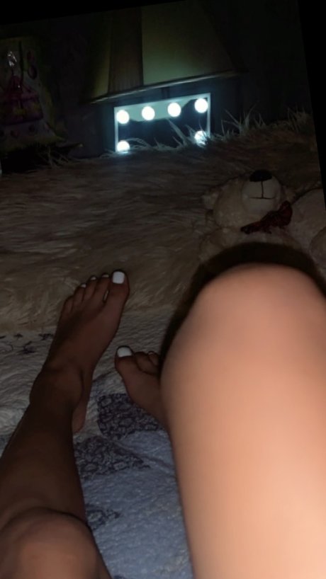 Naken läckt OnlyFans-bild av Cece 