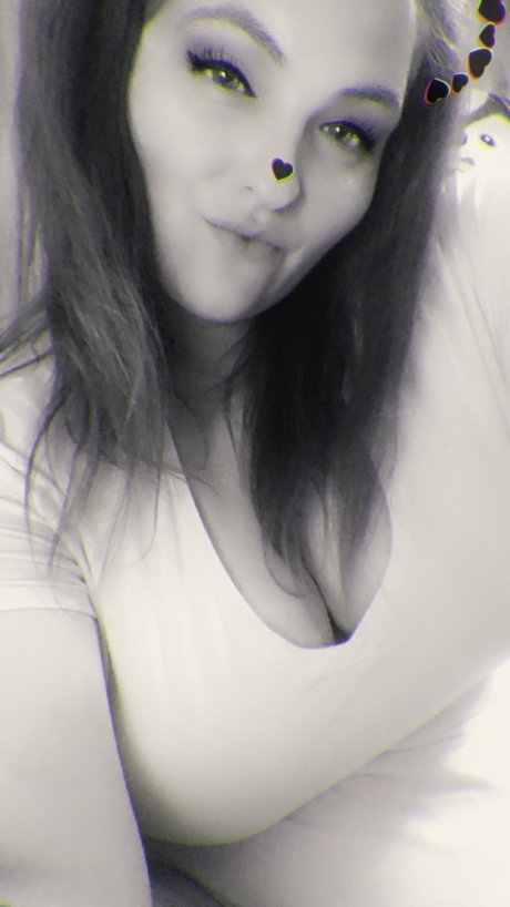 Naken läckt OnlyFans-bild av Kitty