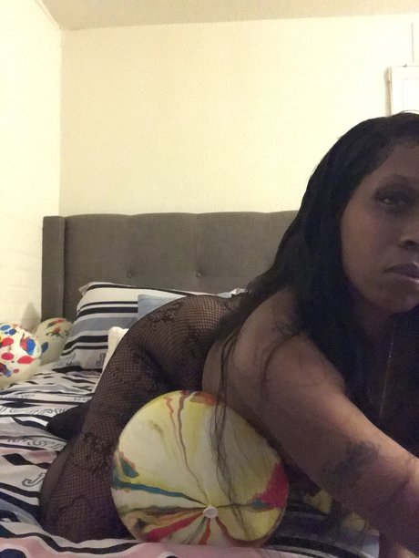 Naken lekkede OnlyFans-bilde av Cajmonet3